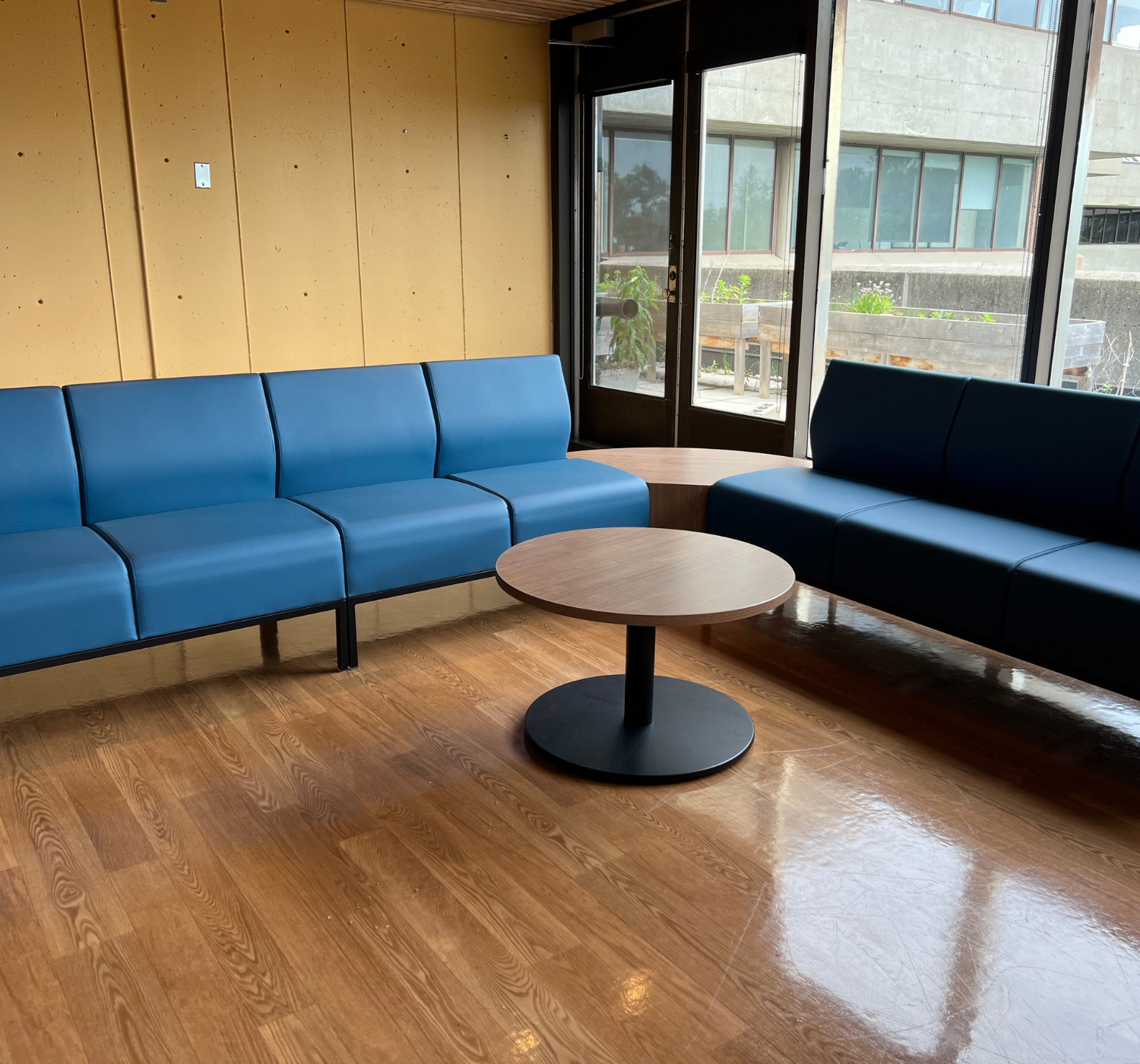 Heavy Duty Trumpet, Disc, Square & Rectangular Metal Bases | Spec Furniture