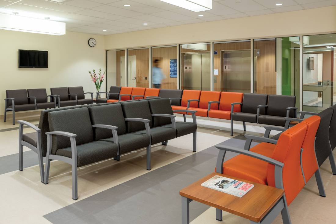 Global Primacare Guest Series – Heavy-Duty Steel Healthcare Seating for High-Traffic Areas