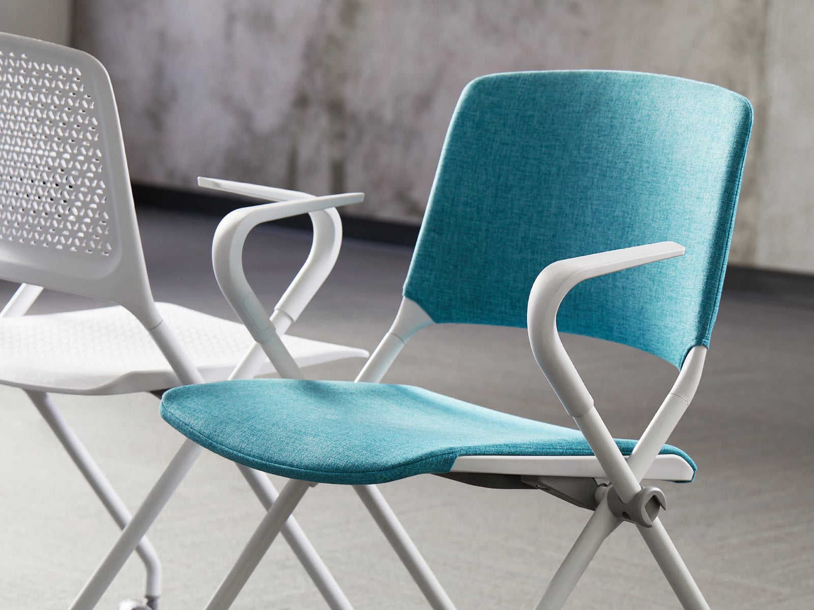 SitOnIt Qwiz Nesting Chair | Stackable & Ganging for Training & Healthcare