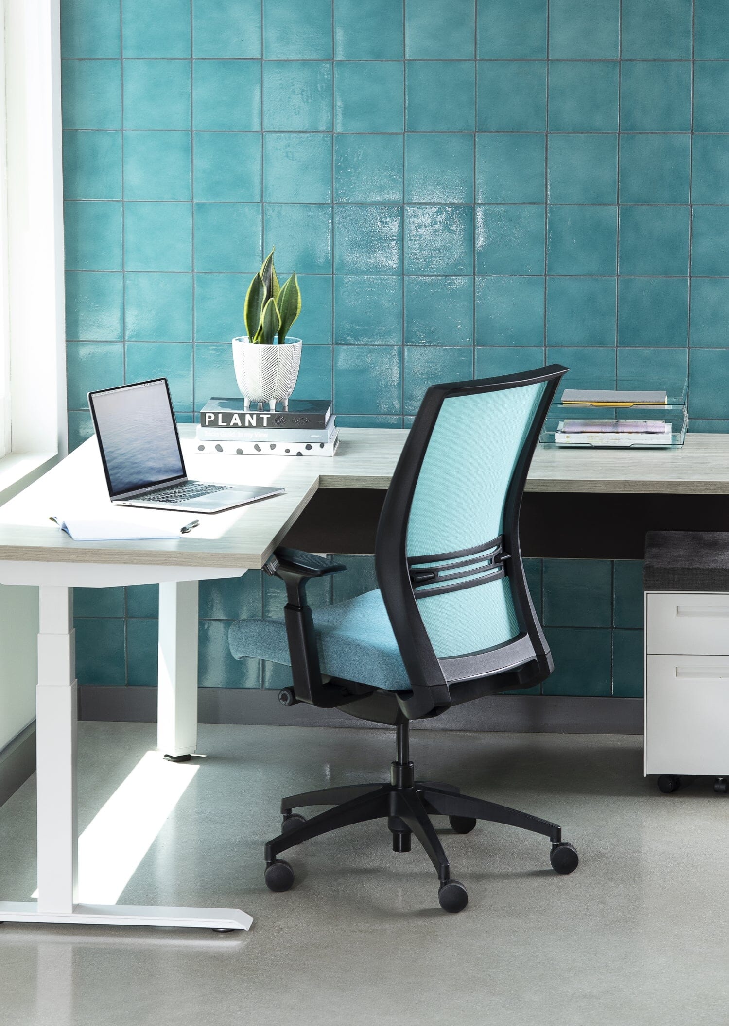 Amplify Midback: Ergonomic Comfort & Modern Office Chair Design Office Chair, Conference Chair, Meeting Chair SitOnIt 
