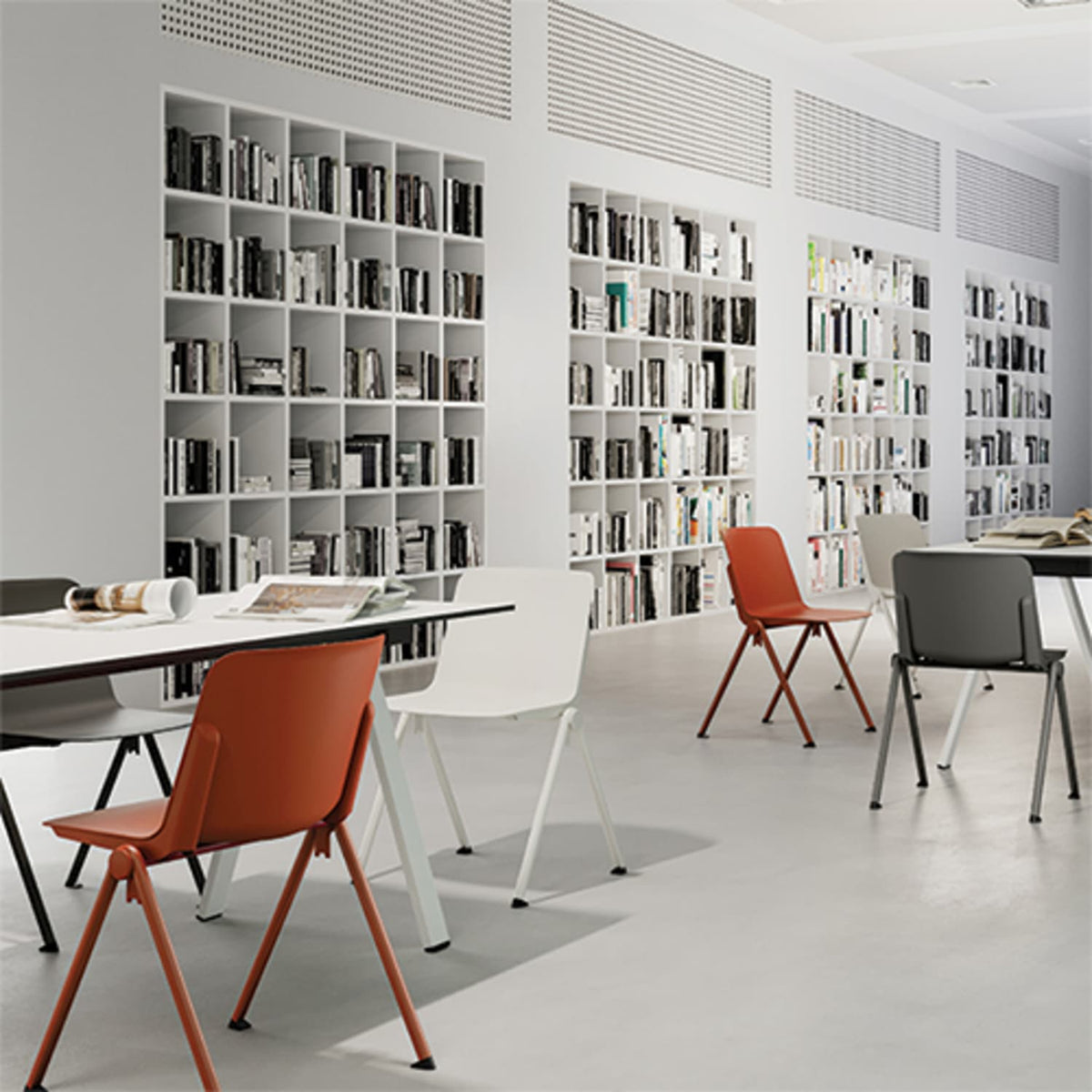 Allora | Guest & Collaborative Chairs