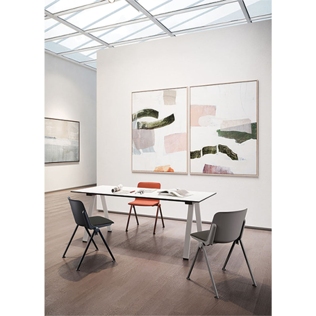 Allora | Guest & Collaborative Chairs