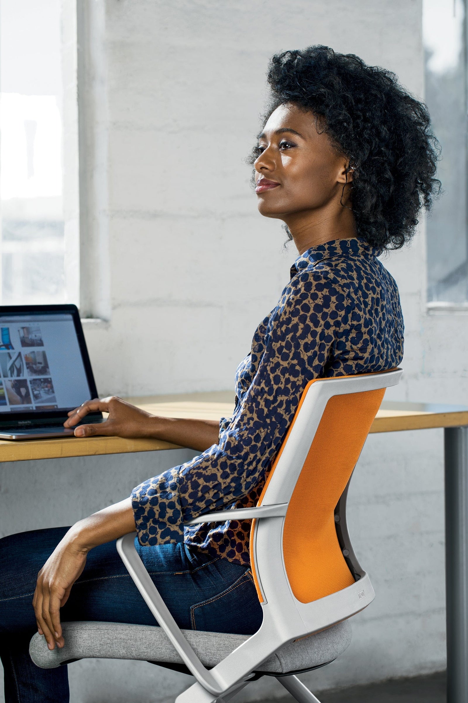 Movi Task Stool | Adaptable Seating Stools SitOnIt 